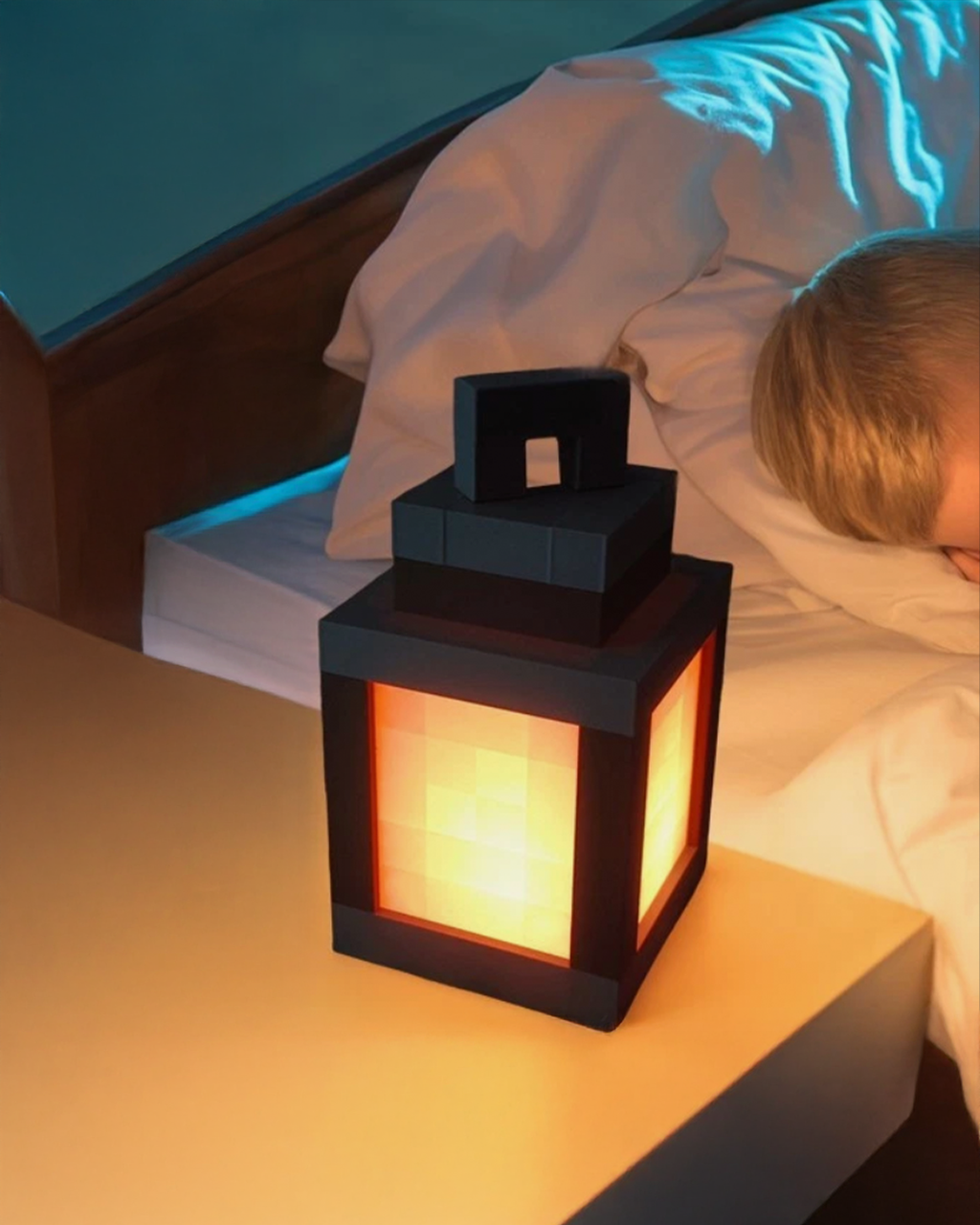 Pixel-Glow Lantern